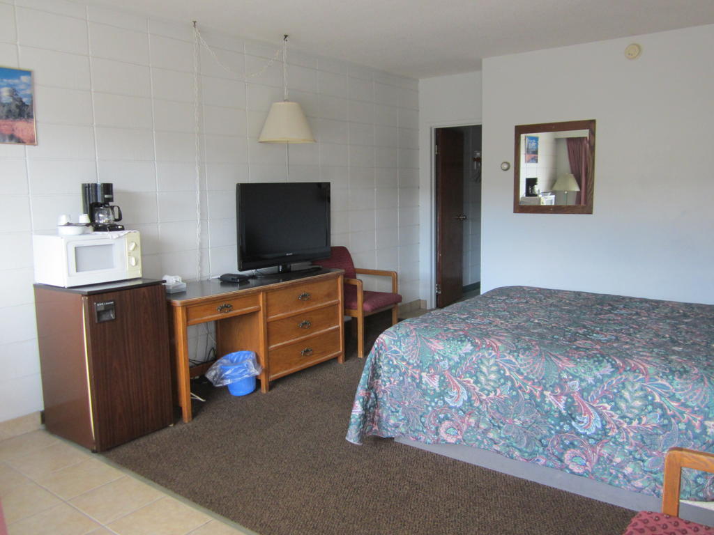 Camelot Court Motel Prince George Kamer foto